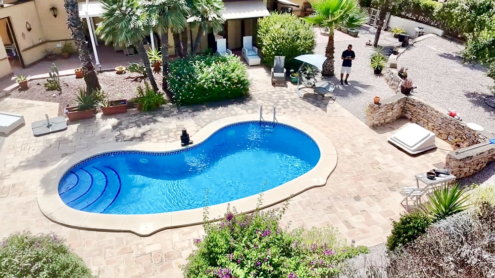 P/Australia 6 - 414.000€ — 3