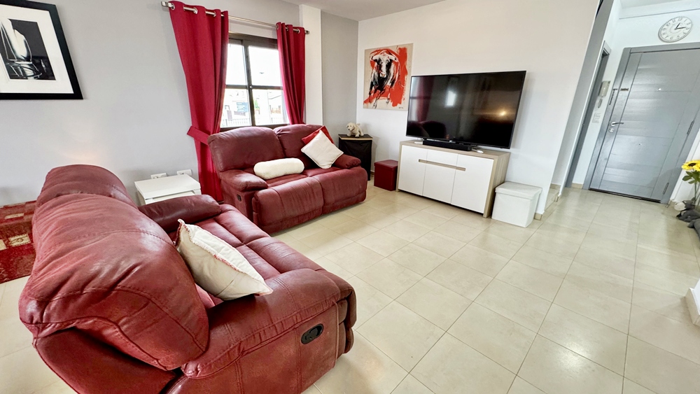 C/Eslovenia Hacienda Hills - 335.000€ — 4