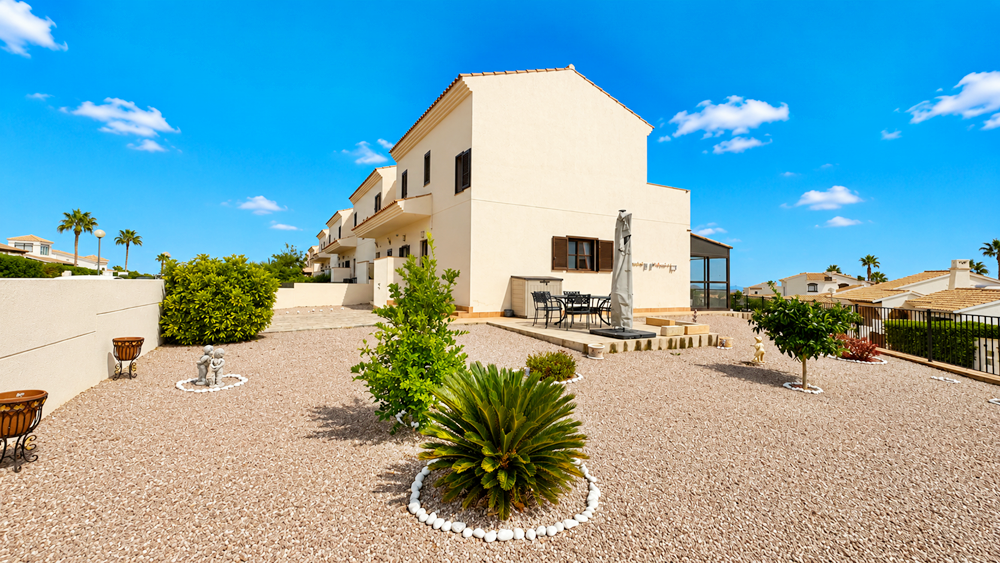 C/Eslovenia Hacienda Hills - 335.000€ — 9